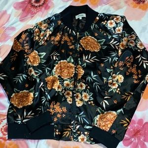 Women’s Charlotte Russe Floral Print Bomber Lg